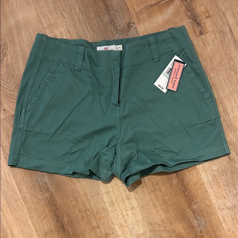 Vineyard Vines High Waist Green Women's Shorts